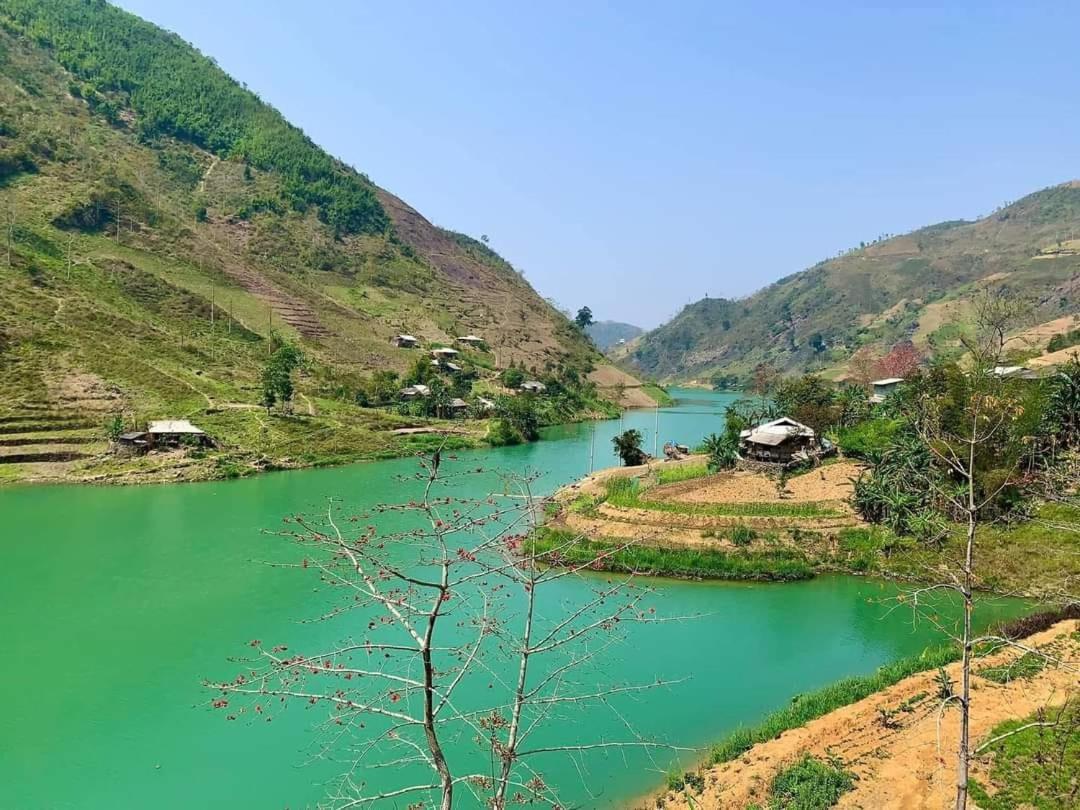 Nha Nghi T&T Hotel Dong Van  Buitenkant foto